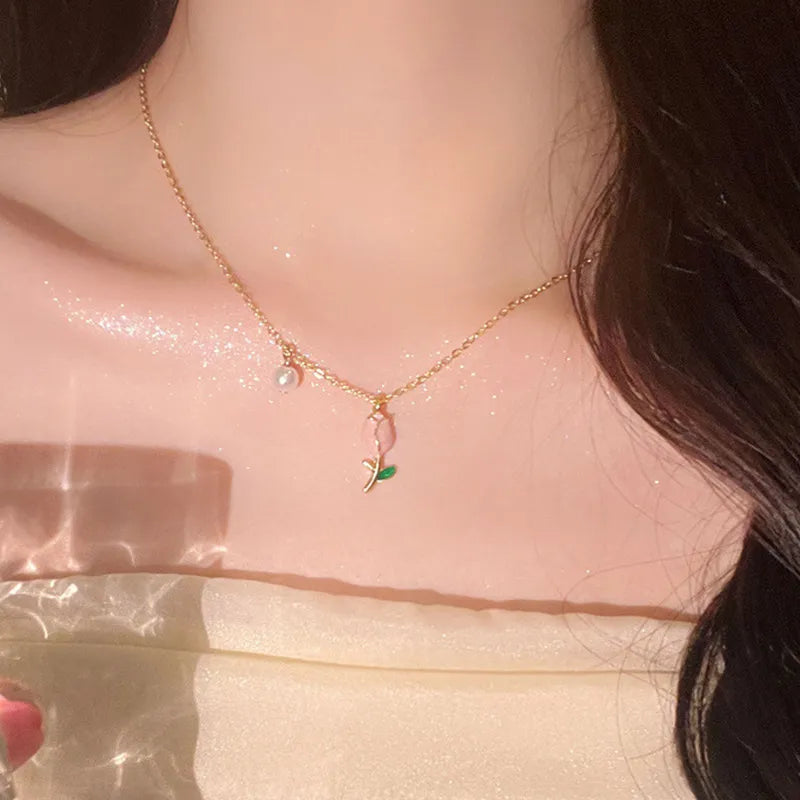 π·β¨ Blushing Tulip Necklace