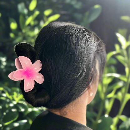 🌸✨ Blossom Hair Clip