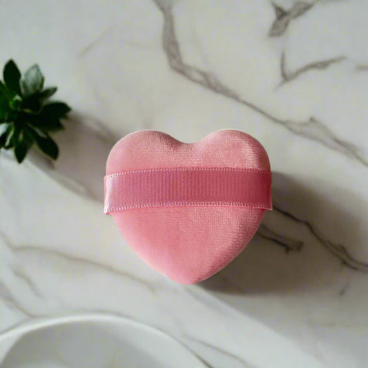 💖 Pink Heart-Shaped Velvet Makeup Puff