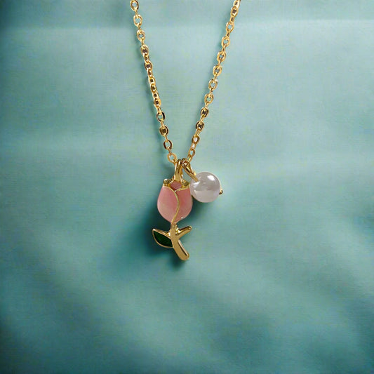 🌷✨ Blushing Tulip Necklace